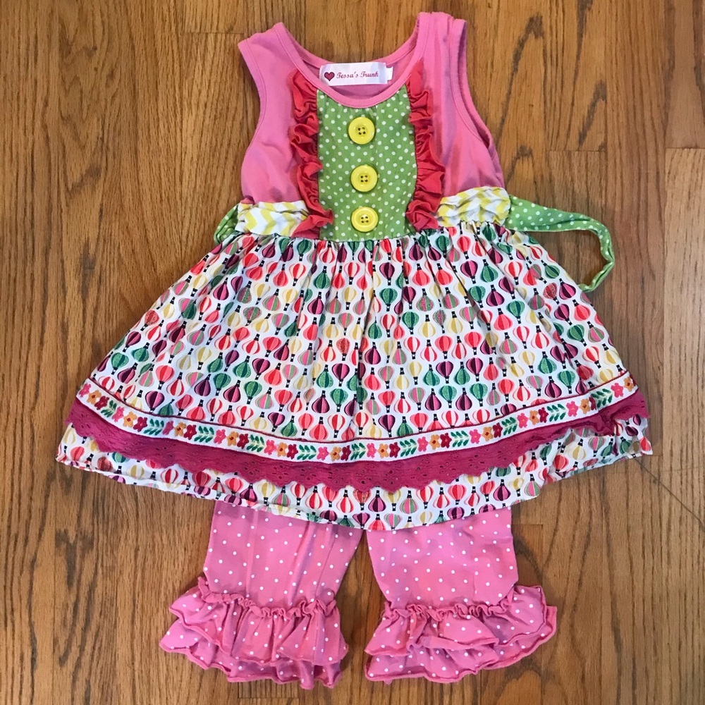 Boutique hot air ballon set top and shorties